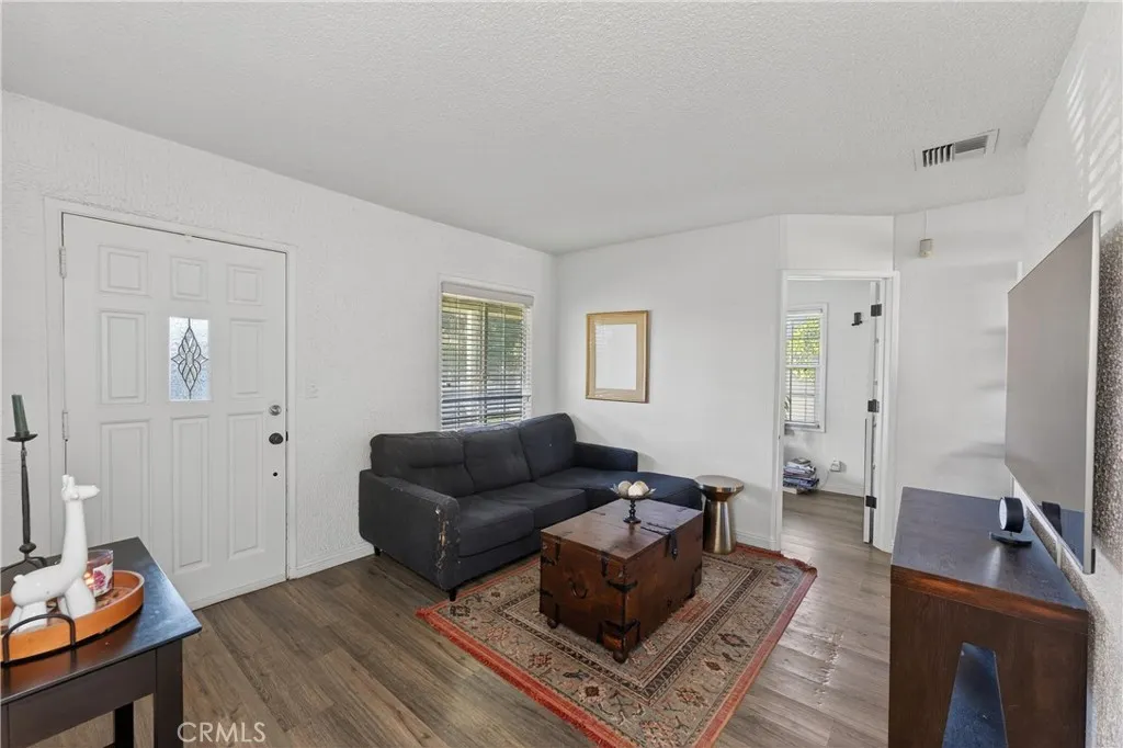 Additional image 10 of 645 N 8th Avenue, Upland, CA 91786