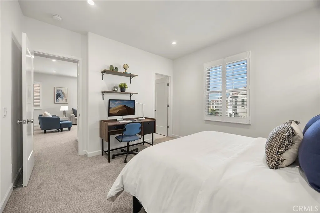 Additional image 72 of 208 Canterbury, Irvine, CA 92618