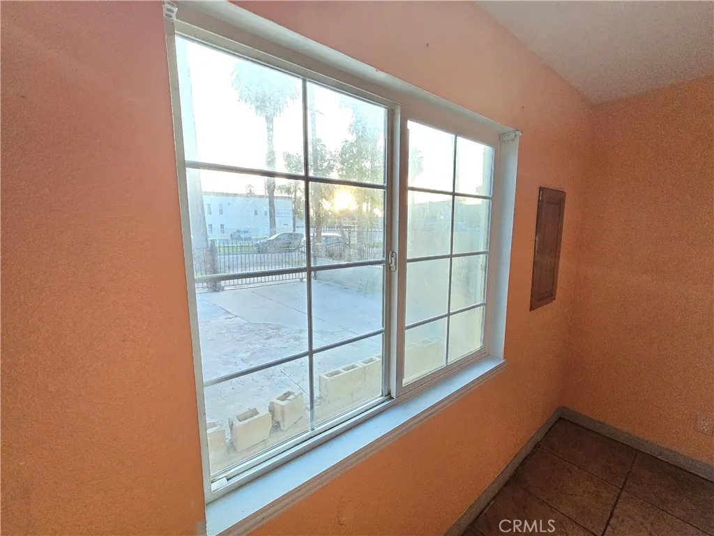 Additional image 4 of 2821 6th, Riverside, CA 92507