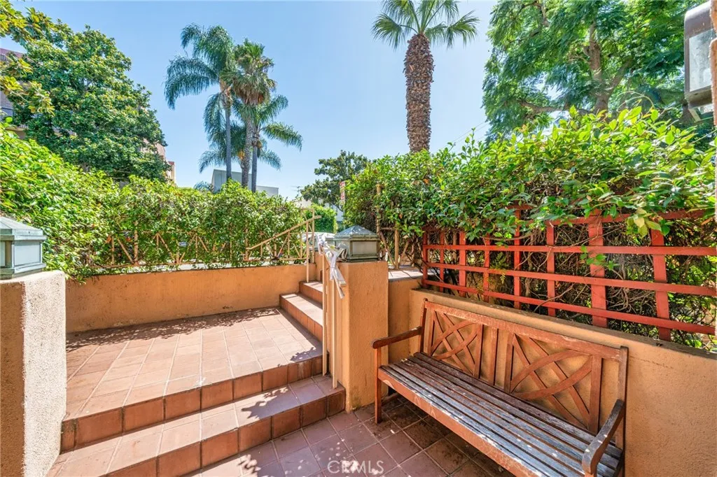 Additional image 84 of 235 S Gale Dr Unit 102, Beverly Hills, CA 90211