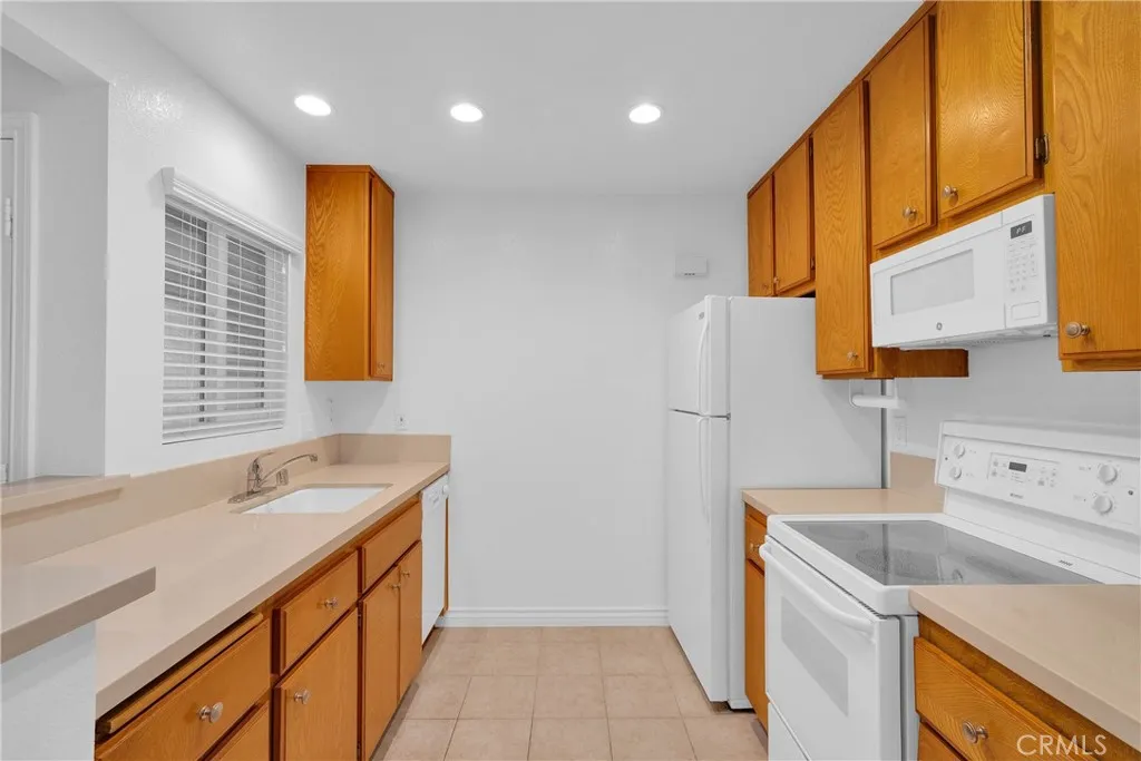 Additional image 37 of 3639 Country Oaks Loop Unit F, Ontario, CA 91761