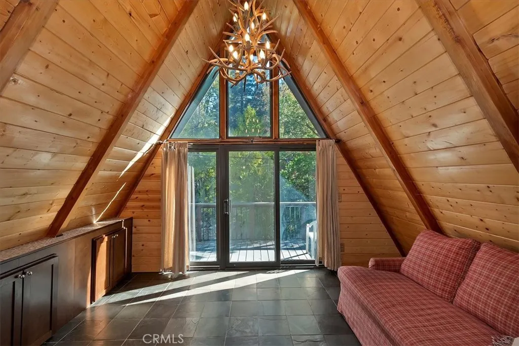 Additional image 34 of 33005 Arrowbear Dr, Arrowbear, CA 92382