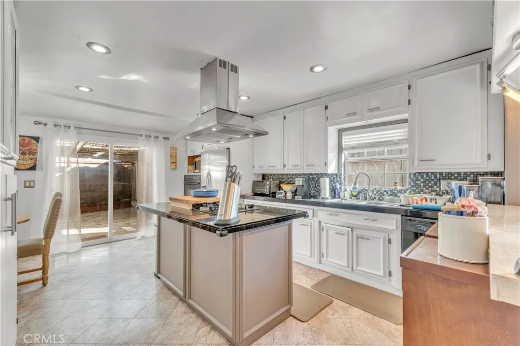 Additional image 6 of 608 S Pacific Coast Highway, Redondo Beach, CA 90277