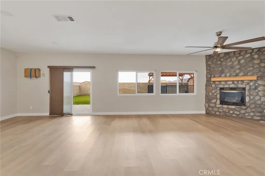 Additional image 63 of 15394 Baxter St, Victorville, CA 92394