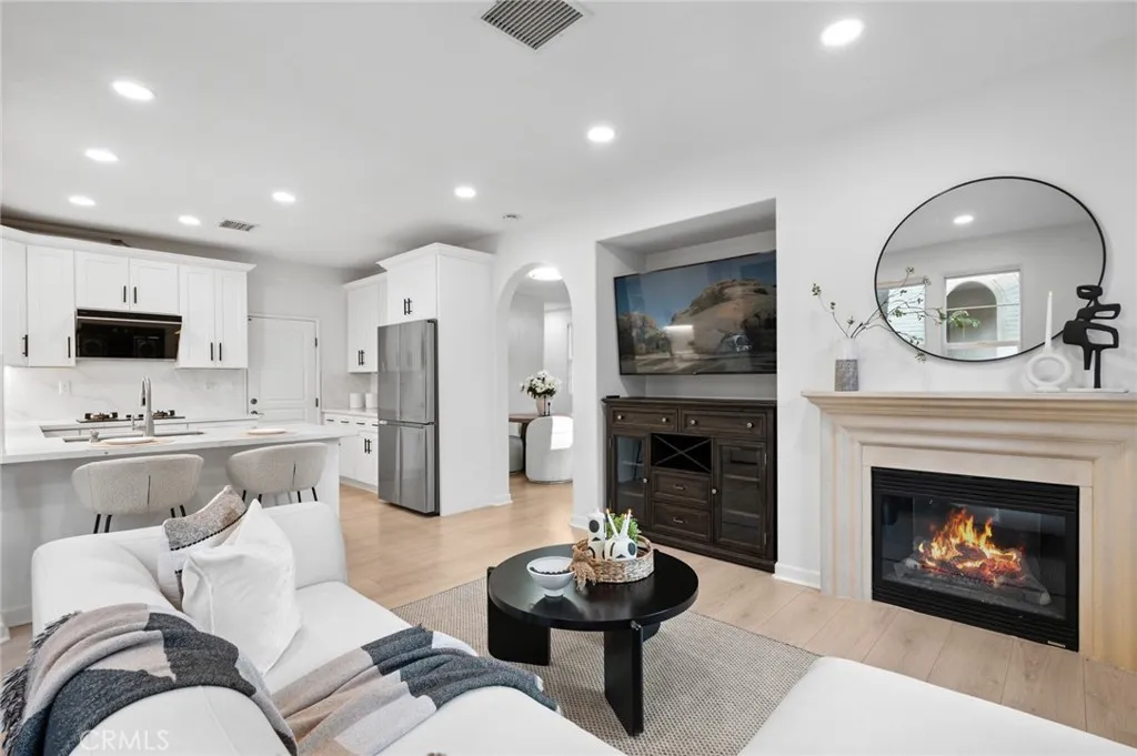 Additional image 83 of 345 Tall Oak, Irvine, CA 92603