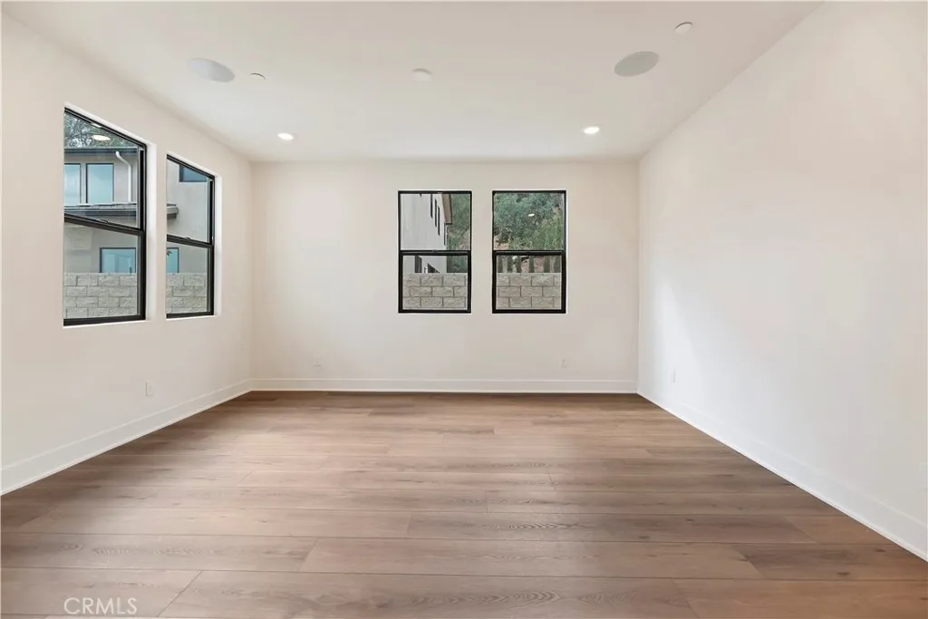 Additional image 11 of 1029 N Staley Lane, Los Angeles, CA 90042