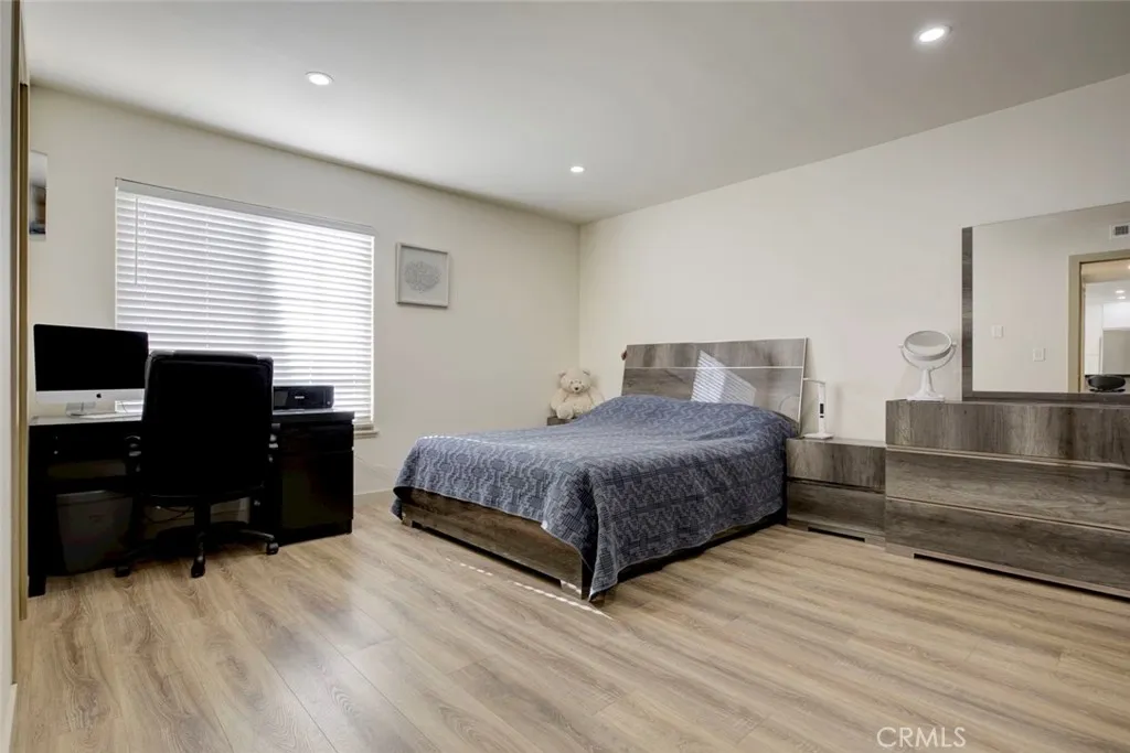 Additional image 19 of 15224 Knapp, North Hills, CA 91343