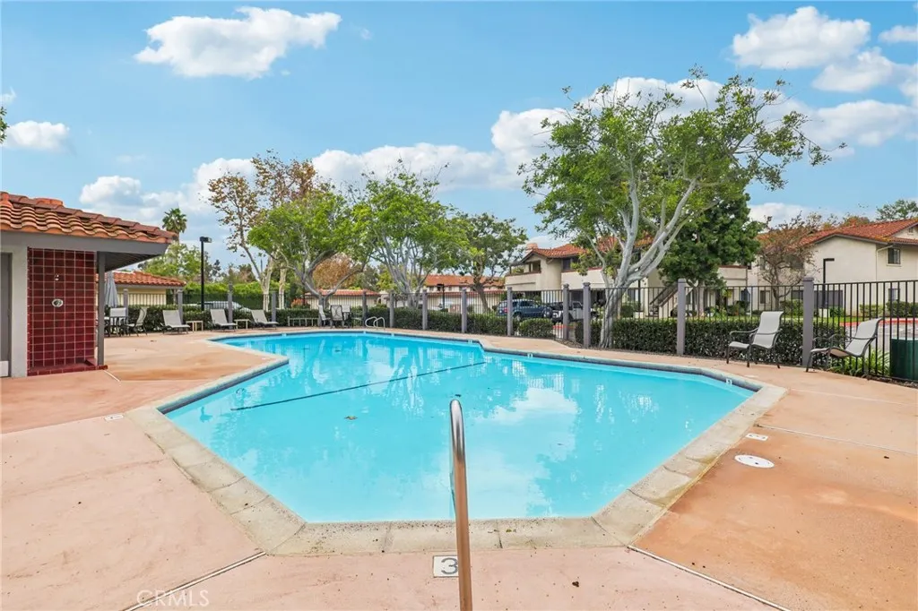 Additional image 46 of 944 Lupine Hills Dr, Vista, CA 92081