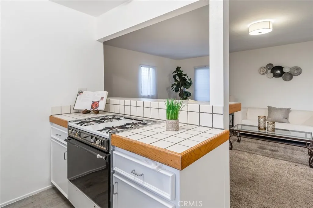 Additional image 72 of 254 S Berkeley Ave, Pasadena, CA 91107