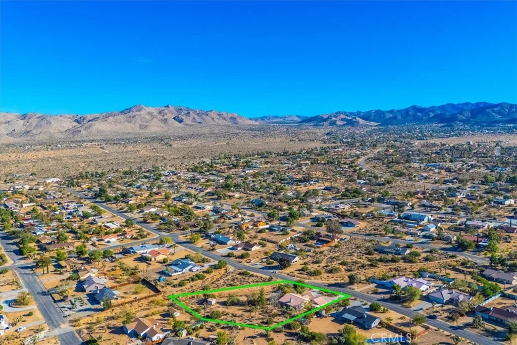 Additional image 100 of 58082 Carlyle Dr, Yucca Valley, CA 92284