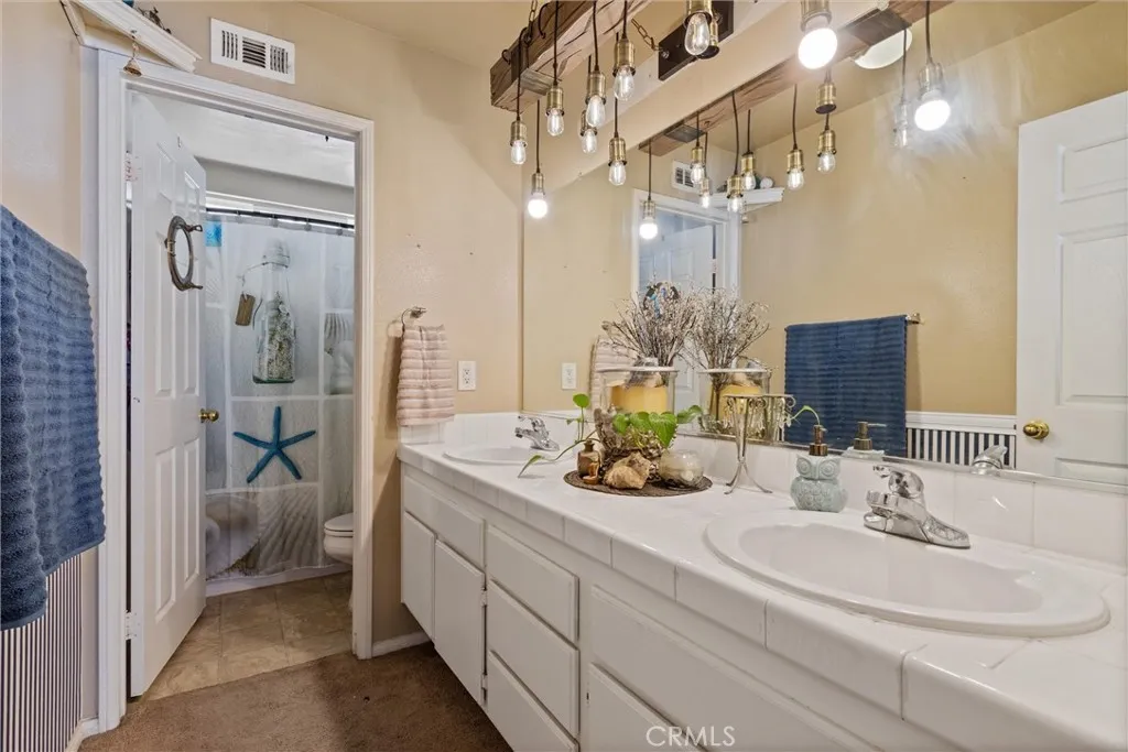 Additional image 23 of 42449 56th Street W, Lancaster, CA 93536