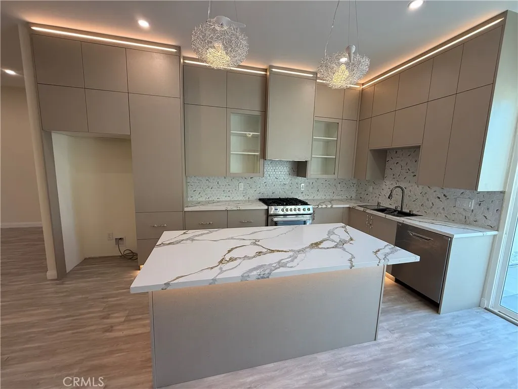 Additional image 4 of 8149 Saint Clair Avenue, North Hollywood, CA 91605