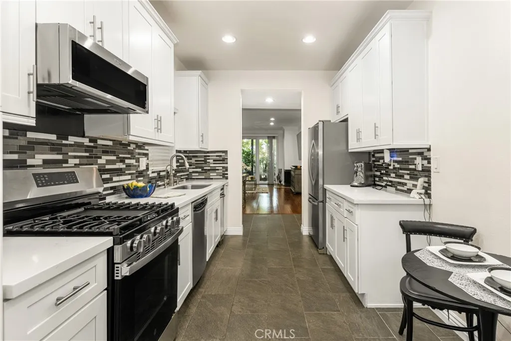 Additional image 21 of 2542 W MacArthur Boulevard Unit 143, Santa Ana, CA 92704