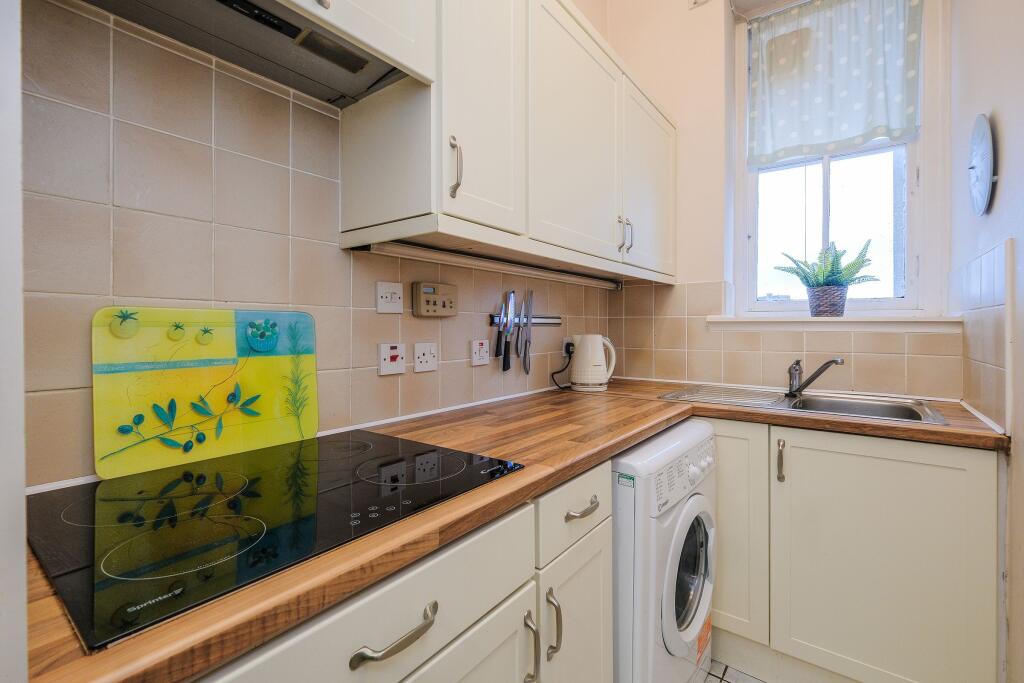 Additional image 9 of Flat ,  Rosemount Viaduct, Aberdeen