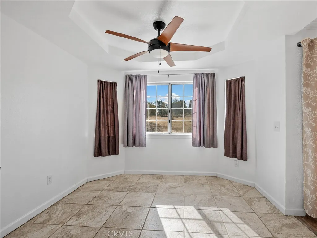 Additional image 13 of 18063 Catalpa Street., Hesperia, CA 92345