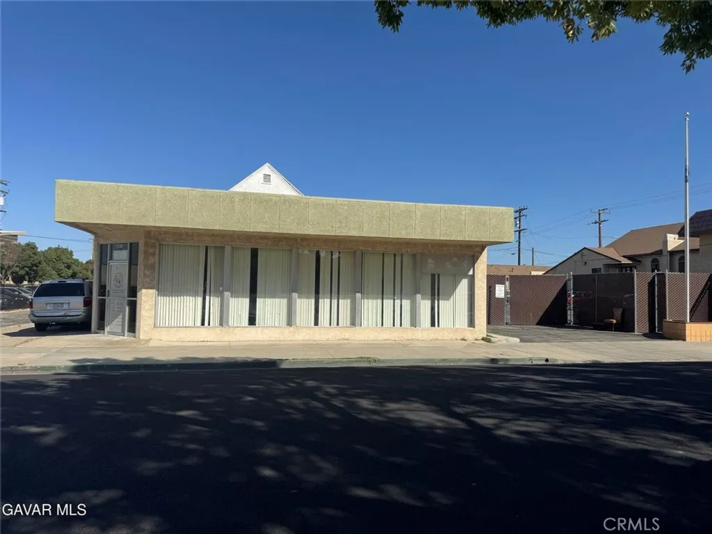 Additional image 2 of 44814 Date Ave, Lancaster, CA 93534