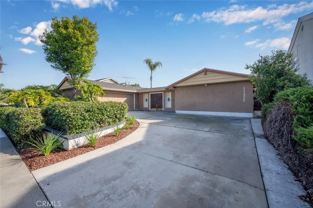 Additional image 2 of 11272 Wembley Road, Rossmoor, CA 90720