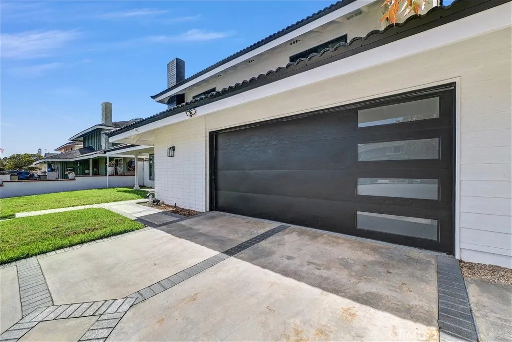 Additional image 40 of 21621 Kaneohe Ln, Huntington Beach, CA 92646