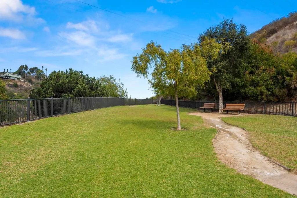 Additional image 129 of 2753 Bellezza Dr, San Diego, CA 92108