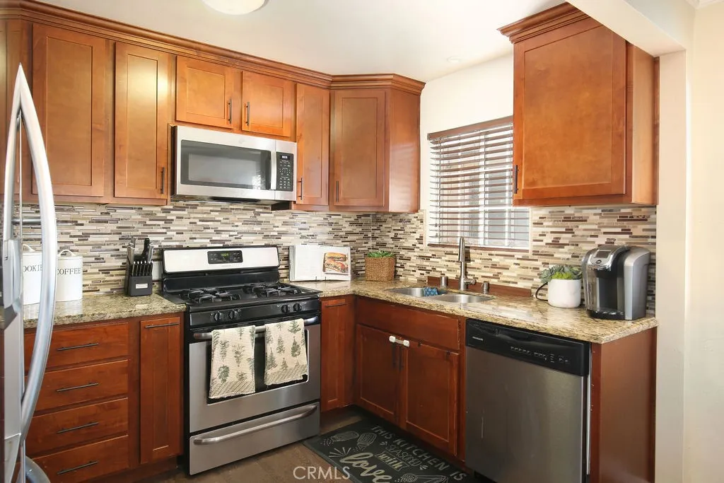 Additional image 9 of 5024 N Bentree Circle, Long Beach, CA 90807