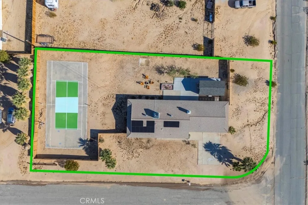 5837 La Luna Avenue, 29 Palms, CA 92277