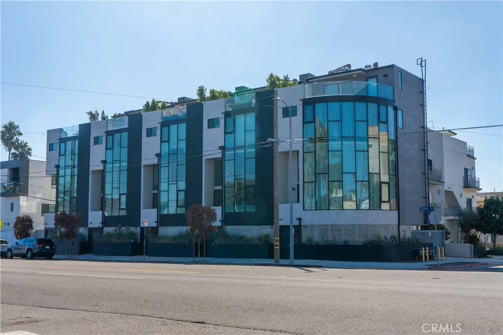 Additional image 95 of 3855 S Centinela Ave, Los Angeles, CA 90066