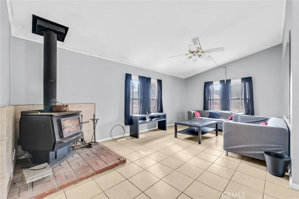 Additional image 16 of 5827 Cambria Rd, Phelan, CA 92371