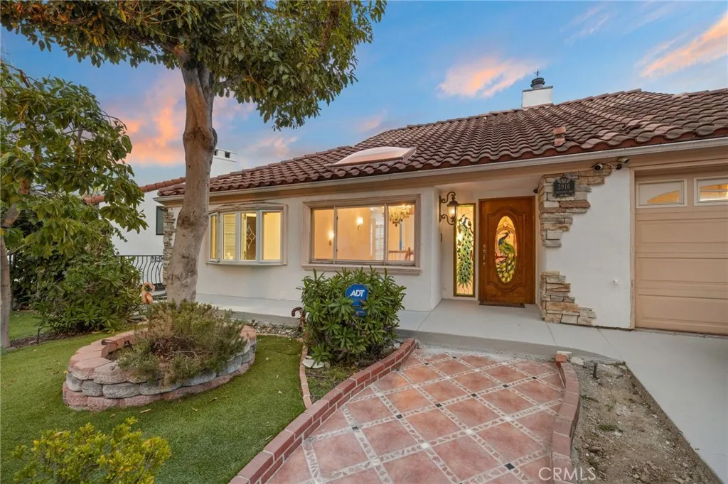 Additional image 4 of 3916 Carnavon, Los Angeles, CA 90027