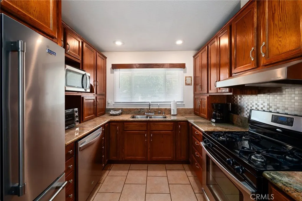 Additional image 11 of 4088 Lively St, Riverside, CA 92505