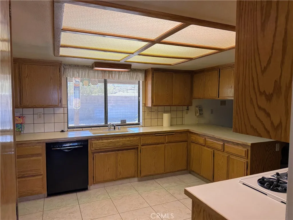 Additional image 30 of 27513 Highview Avenue, Barstow, CA 92311