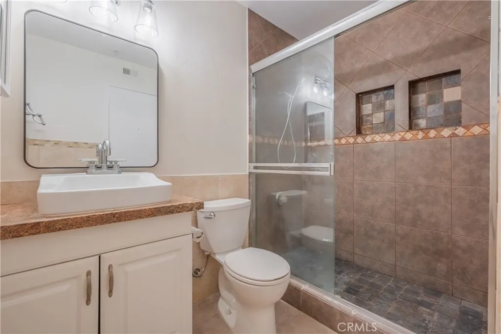 Additional image 14 of 2572 Avenida Del Vista #M102, Corona, CA 92882