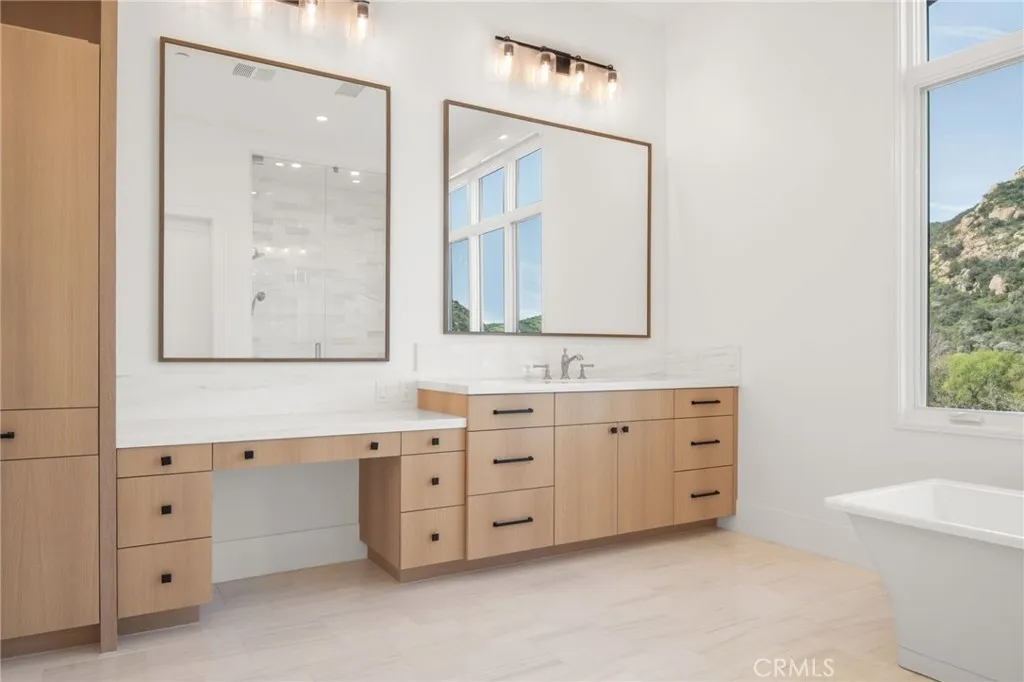 Additional image 97 of 2775 Calbourne Ln, Lake Sherwood, CA 91361