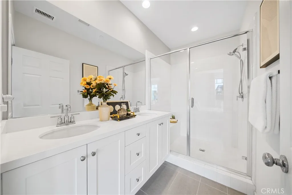 Additional image 71 of 115 Episode, Irvine, CA 92618