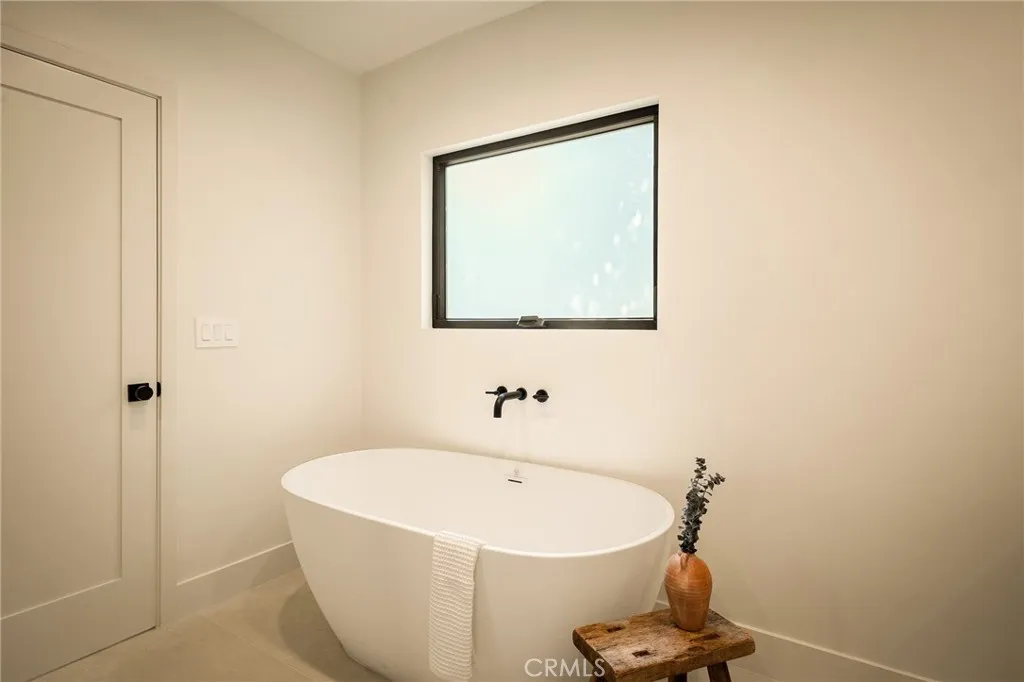 Additional image 73 of 5444 Morella Ave, Valley Village, CA 91607