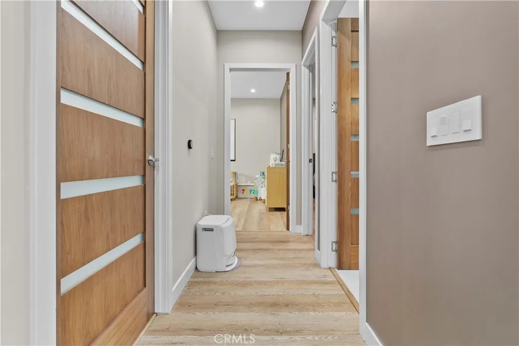 Additional image 128 of 1918 N Maple St, Burbank, CA 91505