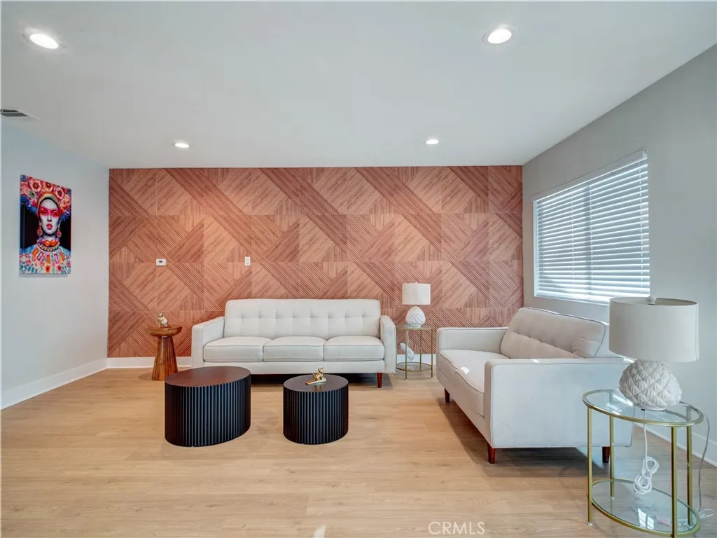 Additional image 6 of 17961 Martha Street, Encino, CA 91316