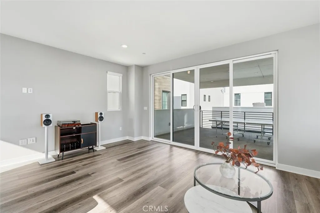 Additional image 48 of 2144 Swallowtail Walk, Gardena, CA 90249