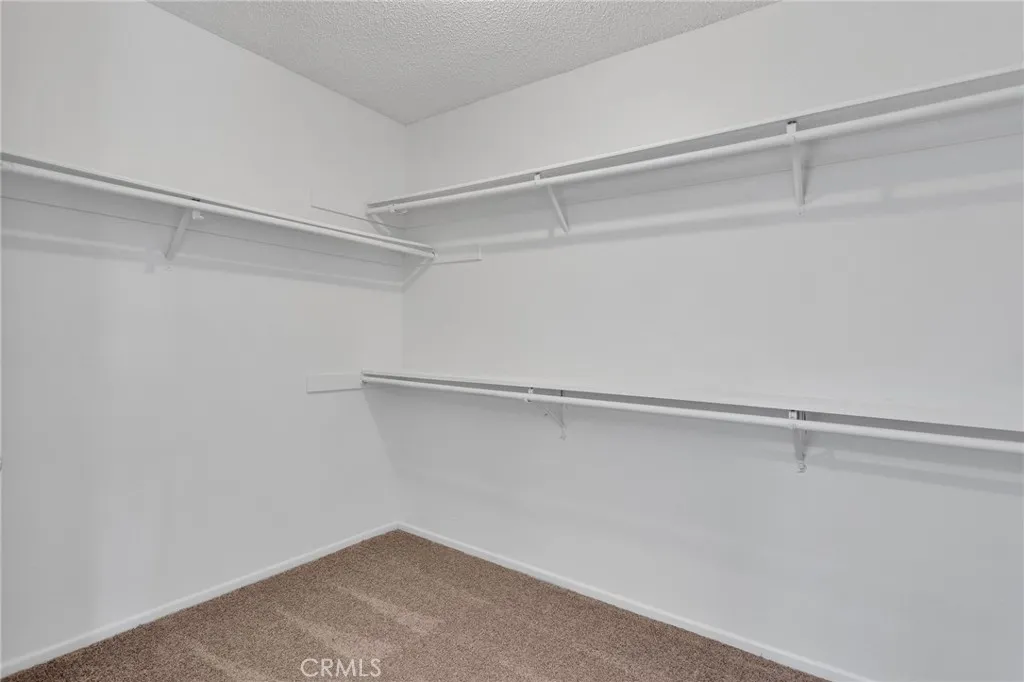 Additional image 75 of 18037 Mondamon Rd, Apple Valley, CA 92307