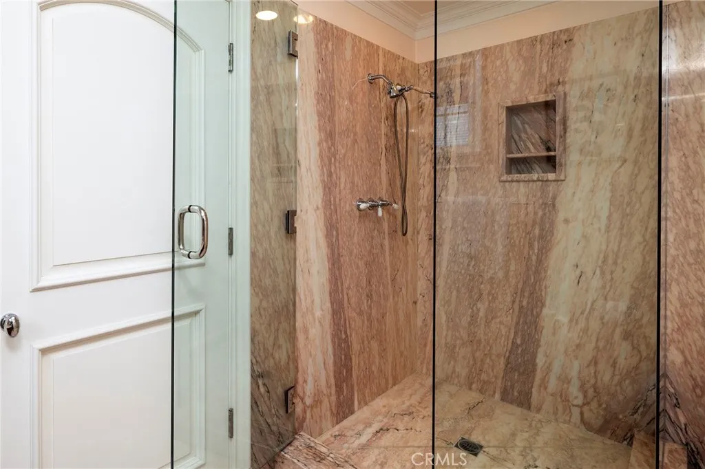 Additional image 43 of 339 Via Lido Soud, Newport Beach, CA 92663