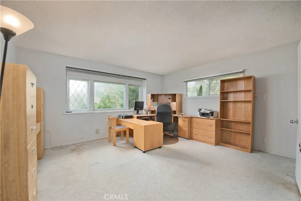 Additional image 43 of 19732 Henshaw, Woodland Hills, CA 91364