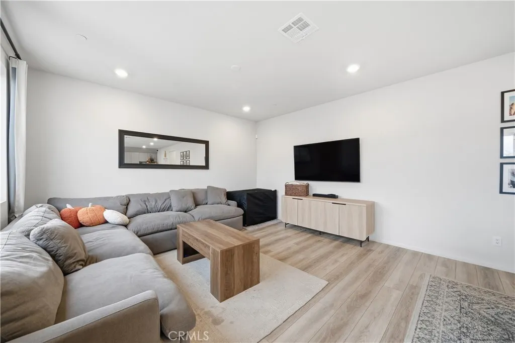 Additional image 12 of 31820 Gimbal Way, Winchester, CA 92596