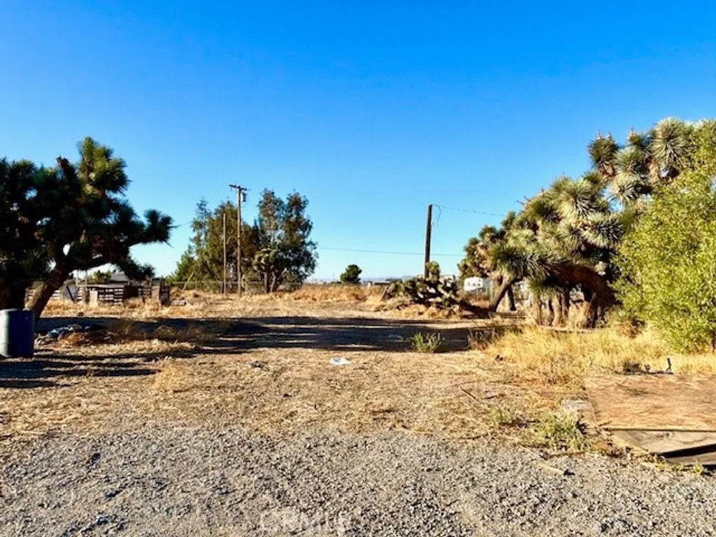 Additional image 5 of 9950 Sonora Road, Phelan, CA 92371