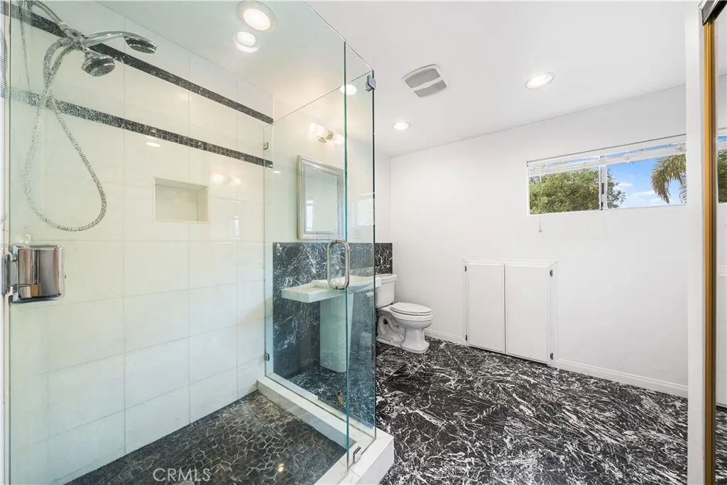 Additional image 71 of 10702 Oak St, Los Alamitos, CA 90720