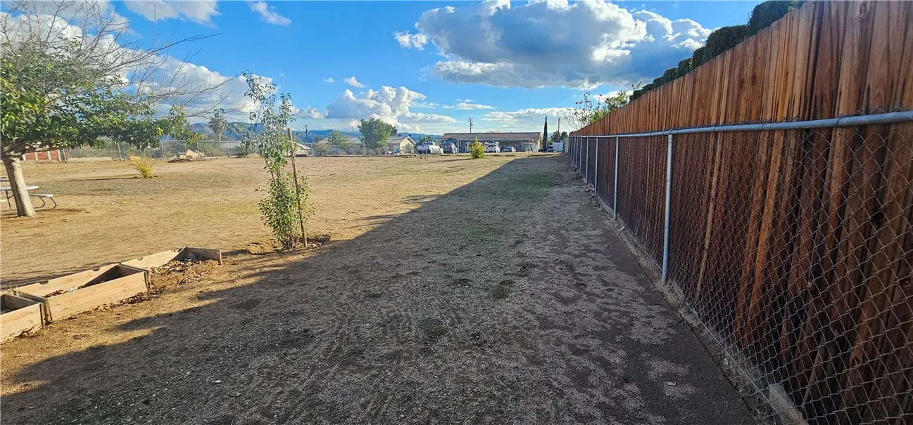 Additional image 34 of 16635 Elm St, Hesperia, CA 92345