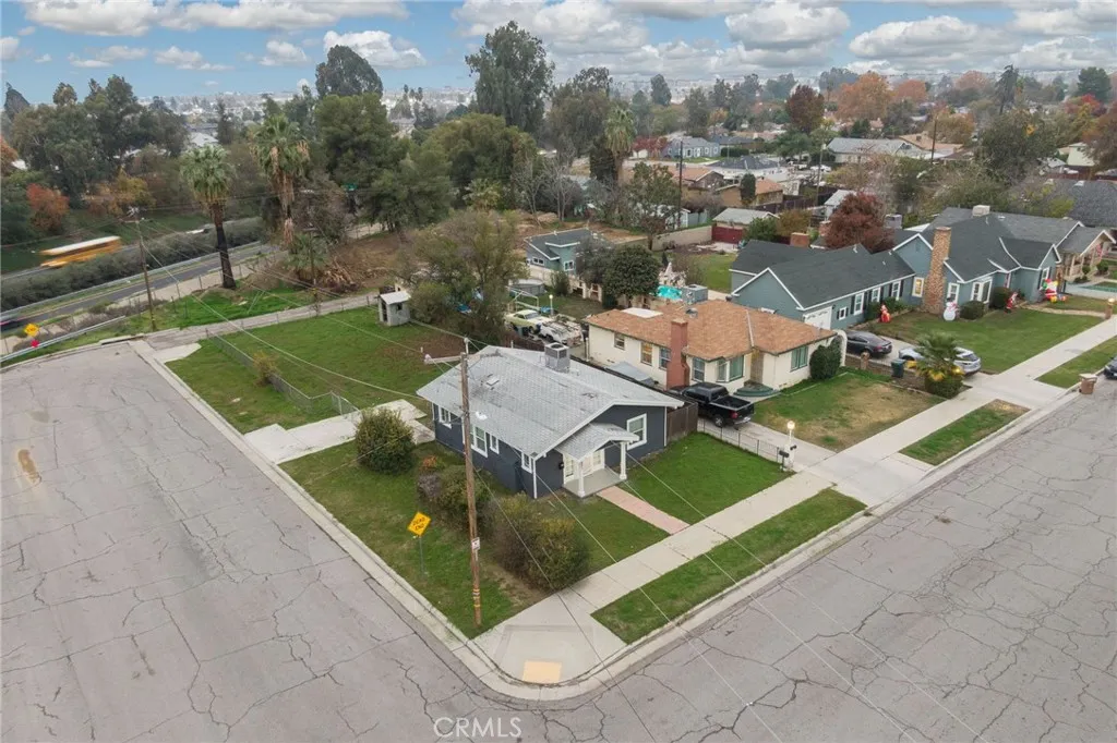Property image for 531 Quincy Street, Bakersfield, CA 93305