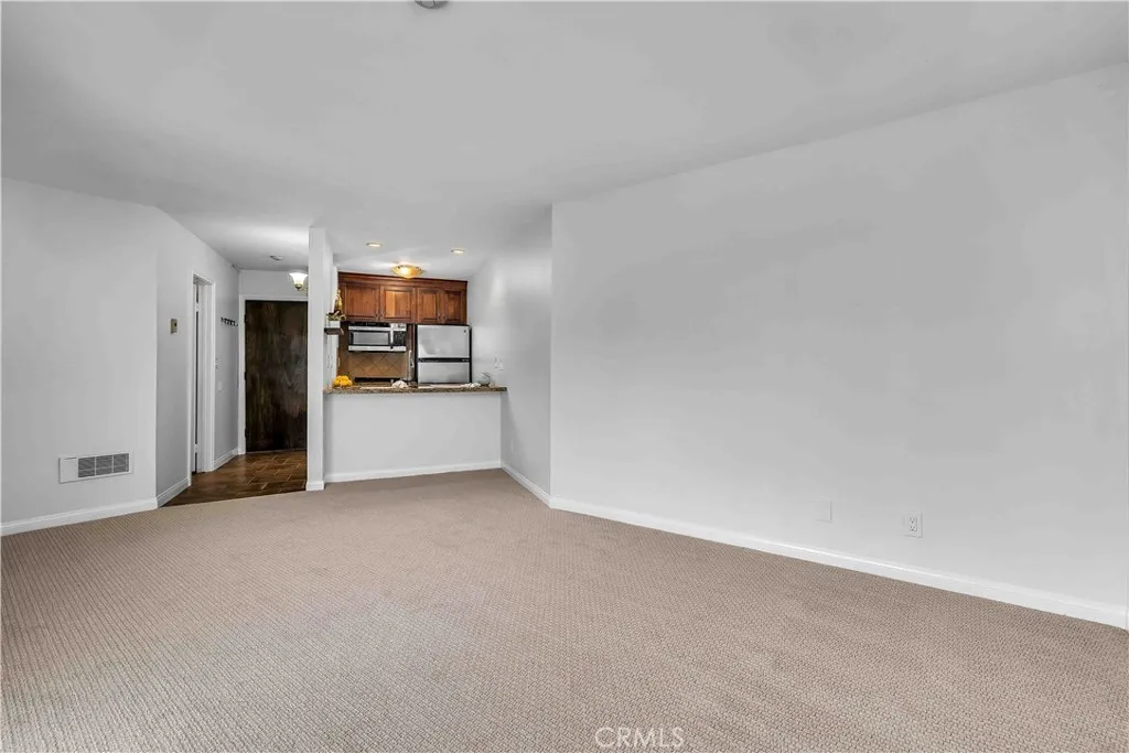 Additional image 33 of 640 The Village Unit 201, Redondo Beach, CA 90277