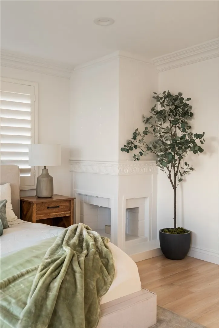 Additional image 86 of 2019 Sunset Plaza Drive, Los Angeles, CA 90069