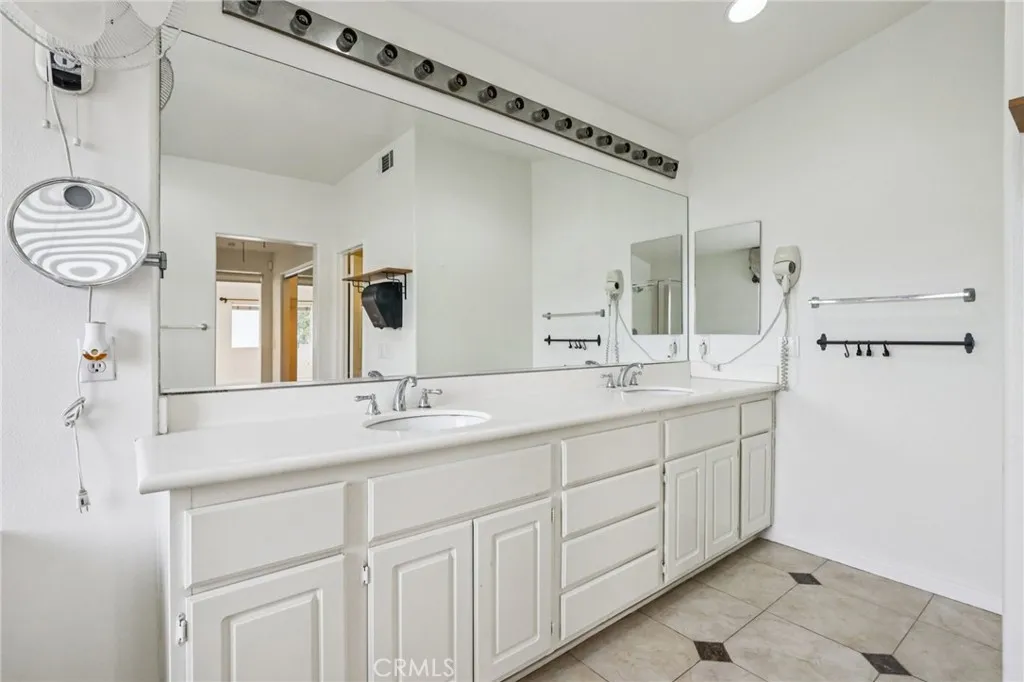 Additional image 28 of 612 S Halliday St, Anaheim, CA 92804