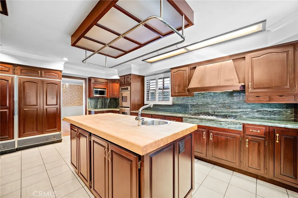 Additional image 14 of 1851 Pitcairn Dr, Costa Mesa, CA 92626