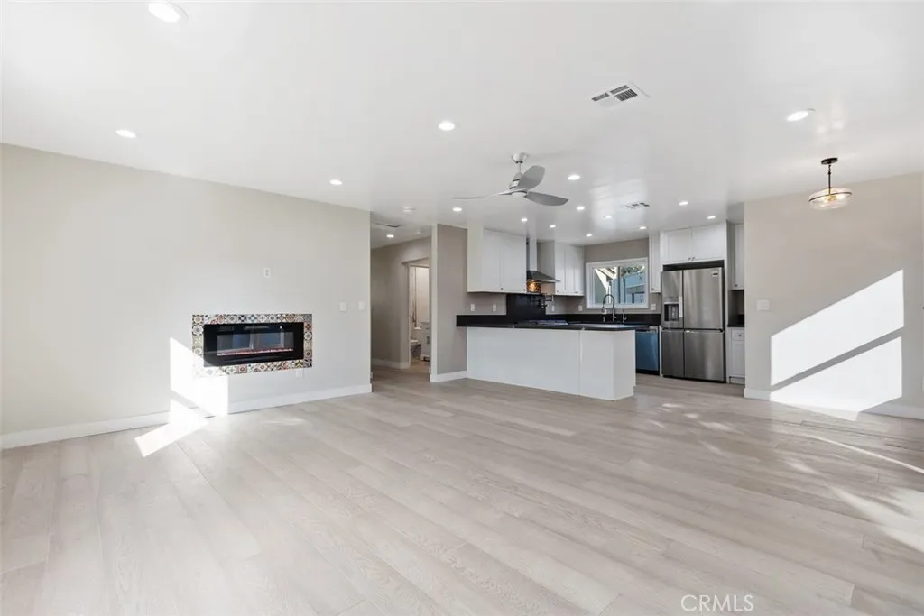 Additional image 3 of 4769 E Malta St, Long Beach, CA 90815